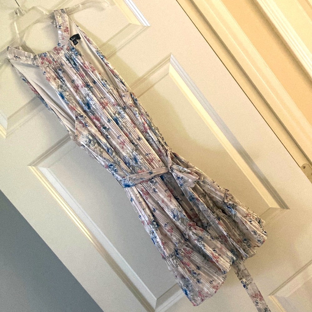 Lulus size small floral dress